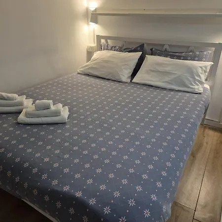 οίκος εω * كاتانيا